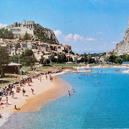 Gite De Charme Le Val Mellis Classe 3 Etoiles Dans La Douceur Provencale Vaumeilh Exterior foto
